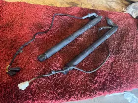7120261 Bmw E70 Rear Left And Right Side Liftgate Electric Shock Strut Spindle Oem 7120261 Bmw E70 Rear Left And Right Side Liftgate Electric Shock Strut Spindle Oem