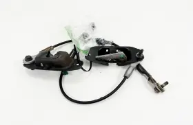 170.636c Chevrolet Truck 2010-2013 Silverado / Sierra Tailgate Handle Latches Hardware Cables L R Oem