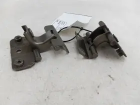 184.ch8d05 Dodge Truck 2005 Durango Trunk Hinges