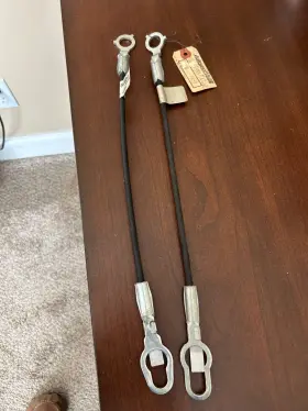 E9tz-9943052-b Ford 1983-1992 Ranger Pickup Tailgate Cables Pair L.h. And R.h. E9tz Usa Nos