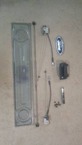 Ford Truck 170.1921 Tailgate Handle Kit From 2005 F150 Pickup 7127432