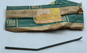 1713960 General Motors Nos Gm 1977-1979 Chevy 1977-1981 Buick Oldsmobile Tailgate Lock Rod 1713960 General Motors Nos Gm 1977-1979 Chevy 1977-1981 Buick Oldsmobile Tailgate Lock Rod