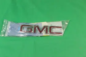 23459667 General Motors New Genuine Gm Rear Liftgate Tailgate Gmc Emblem 17-20 Yukon Acadia