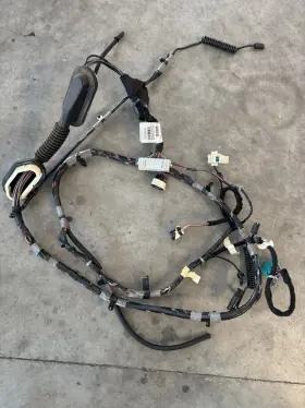 25925952 General Motors 07-14 Rear Lift Gate Wiring Harness Suburban Tahoe Yukon W Defrost 25925952 General Motors 07-14 Rear Lift Gate Wiring Harness Suburban Tahoe Yukon W Defrost