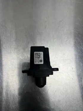 85532569 General Motors Oem 2019-2026 Gmc Sierra Truck Tailgate Handle Light Lamp Rear Closure