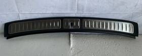 Genesis 85770-ar100-ocw 2022-2025 Gv70 Rear Trunk Sill Scuff Plate Cover Trim Panel # 107593