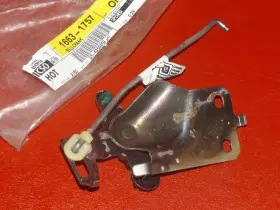 16631757 Gm Nos 1995-1997 Chevy Gmc Oldsmobile Rear End Gate Lock Bell Crank