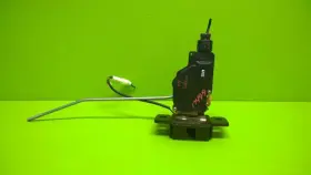 1749-9 Kia 4f01 05 Sedona Van 3.5l At Rear Hatch Liftgate Door Lock Latch Actuator Oem