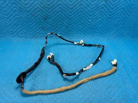 82155-60020 Lexus Toyota Land Cruiser Lx470 Liftgate Upper Center Pillar Wire No.1 1998-2002 Oem