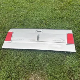 170-01920b Lincoln 06-07 Mark Lt Oem Tailgate Assembly Silver With Lights Read 170-01920b Lincoln 06-07 Mark Lt Oem Tailgate Assembly Silver With Lights Read