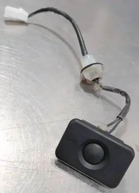 Gs2a-67-6s0 Mazda Cx-5 2015 Tail Gate Tailgate Liftgate Release Switch K7400 4p