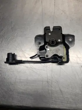 3917330 Mercury 1992-1997 Grand Marquis Rear Trunk Liftgate Latch Lock Actuator Assembly