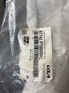 Oem 87742-p1000bkl Garnish Assy-qtr Side Rh Right Black For Kia Sportage 2023 26