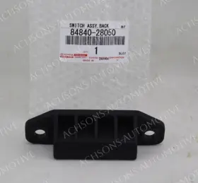 84840-28050 Toyota Genuine Oem Switch Assy Back Door Opener New
