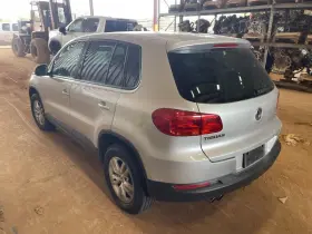 170-60774c Volkswagen Local Pickup Only Trunk/hatch/tailgate Spoiler Without Camera Fits 12-17 Tigua
