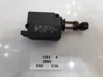 97-03 Oem Bmw E39 525 528 530 540 Sedan Rear Trunk Lid Actuator Used. Price: $59.95.