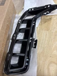 Bmw 2024-2025 X5 M60I Aircurtain Outer Grille 51-11-8-085-623 New. Price: $80.00.