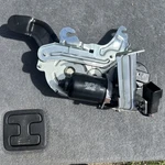 06 07 08 09 Durango Liftgate Hatch Power Motor Assembly Oem 3253-39 Used. Price: $80.00.